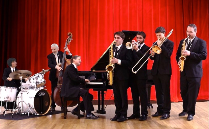 Swing show instrumental ensemble